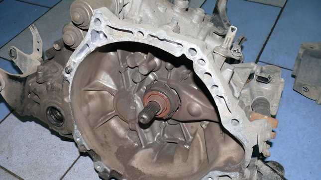 Проверка состояния выжимного подшипника