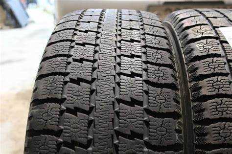 Преимущества в сравнении с шинами с шипами