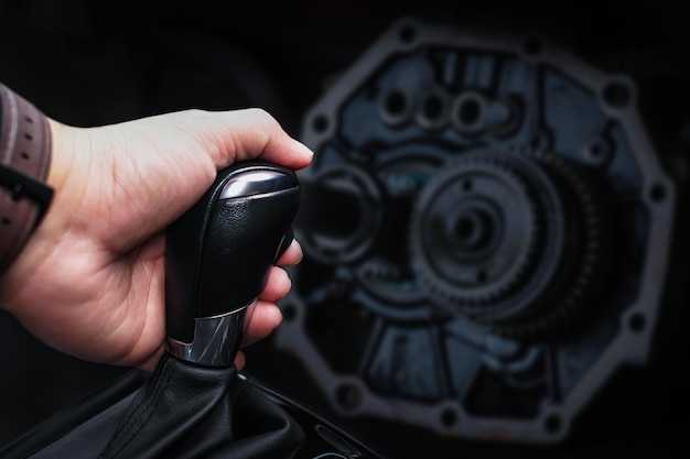 Сборка кожуха багажника после замены актуатора